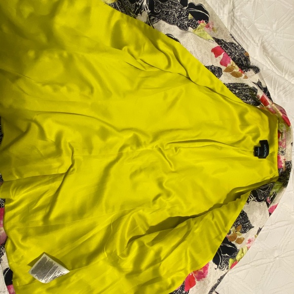 Marciano 2pc Set - Picture 3 of 10